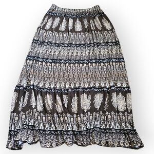 NWT St. Johns Bay Choco Chip Medallion Maxi Skirt, Size Small